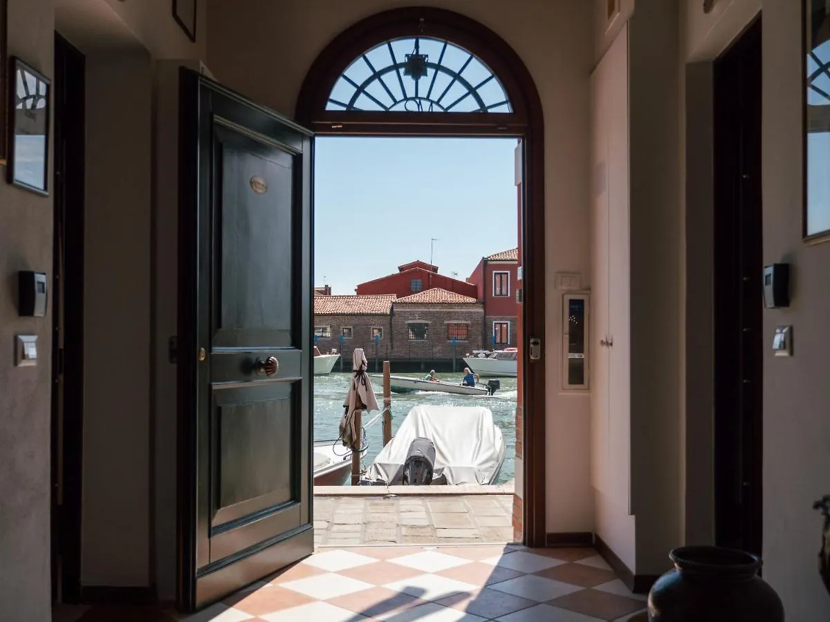 Ca' Mazzega 0*, Murano